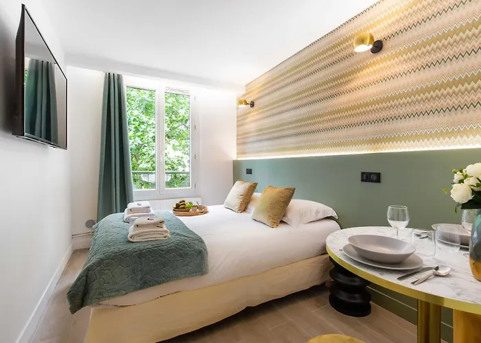 Charming - 2p - Exhibitions Park * Paris