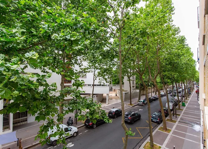 Charming - 2p - Exhibitions Park Apartment